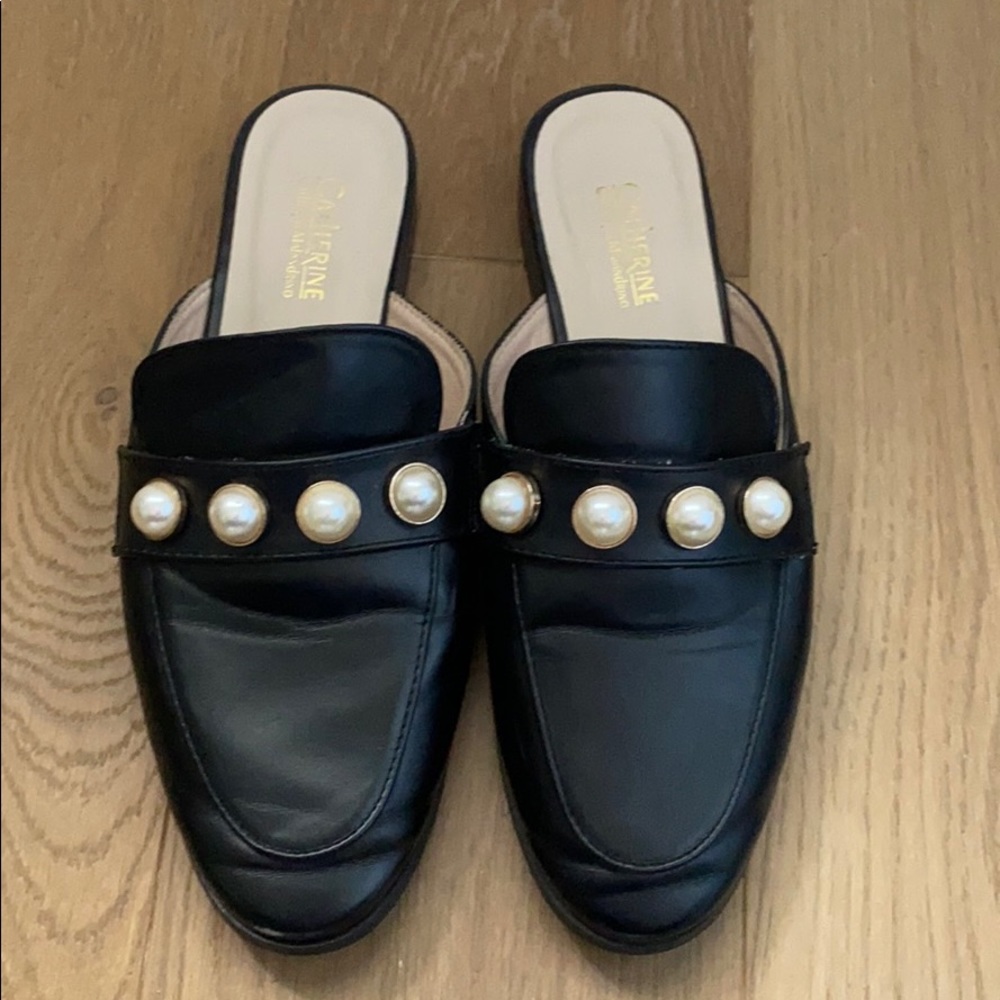 Catherine Malandrino leather pearl slide loafer